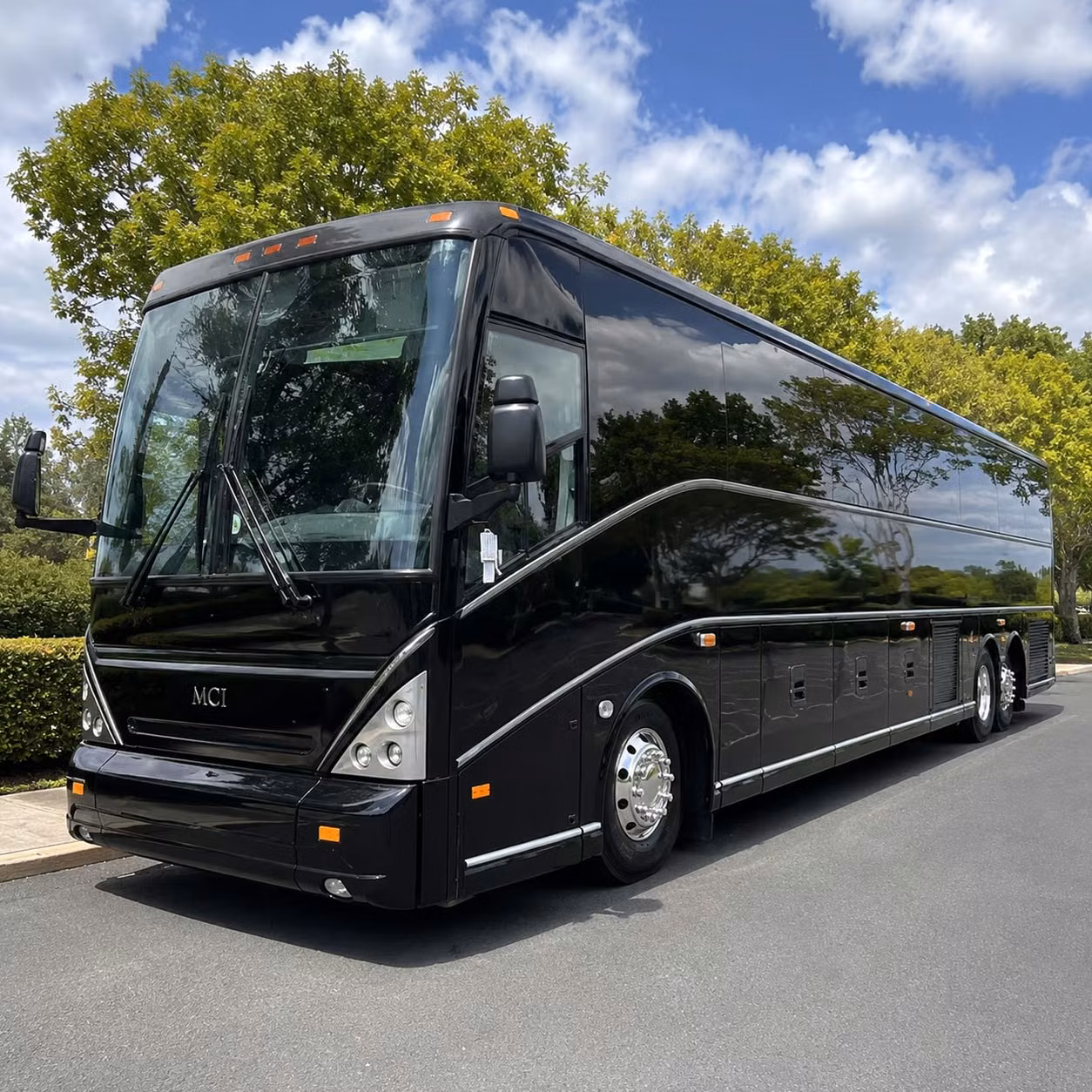 construction crew shuttles and worksite transportation across the denver metro